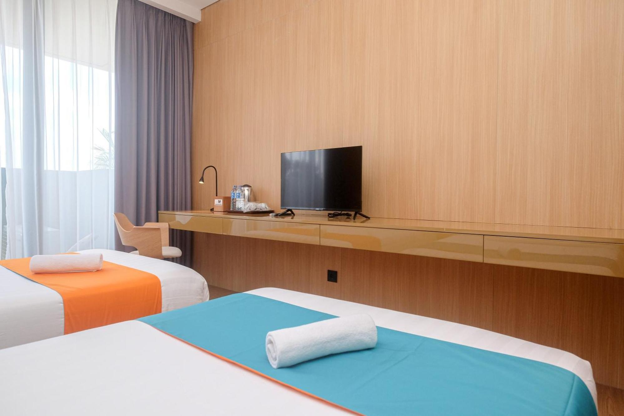 Sans Hotel Rg Living Jogja By Reddoorz Pakualaman Exterior foto