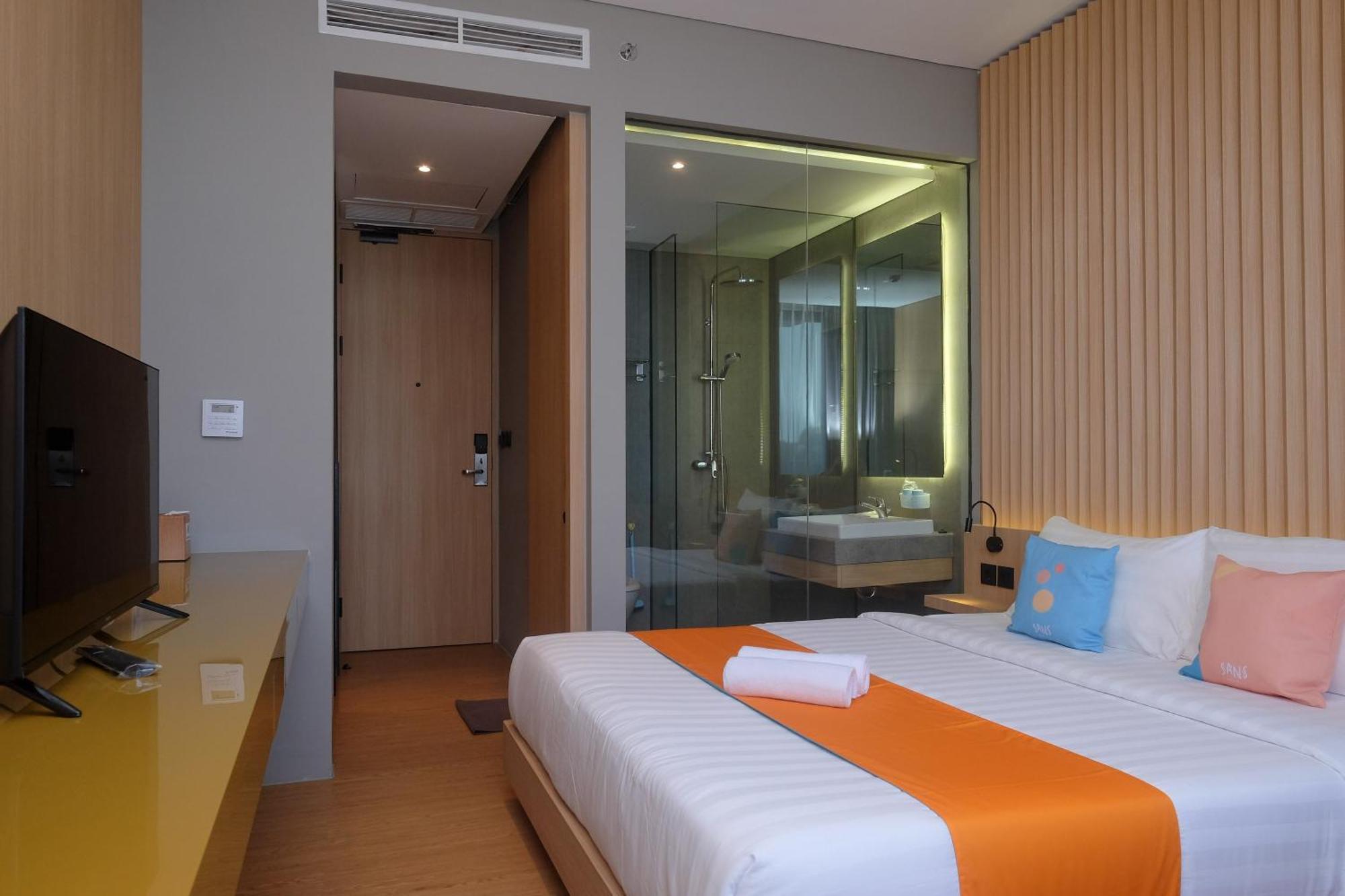 Sans Hotel Rg Living Jogja By Reddoorz Pakualaman Exterior foto